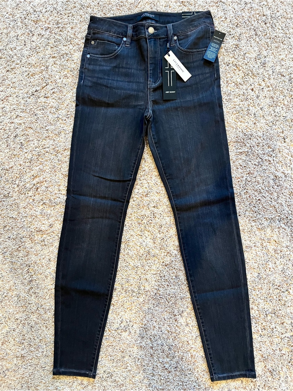 Liverpool Los Angeles Abby Skinny Jean NWT